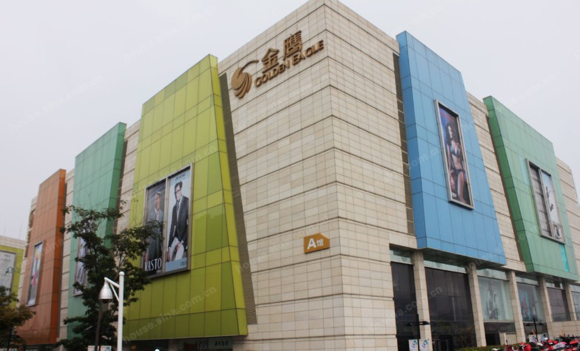 绥江金鹰奥莱城
